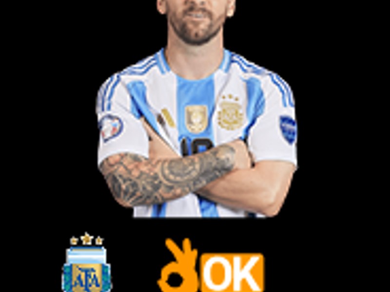 Người chơi mạt chược đang suy nghĩ về việc đánh bỏ quân bài tại luck8885